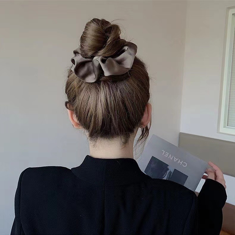 3個入り高級サテンヘアスクランチー、柔らかいシルクのようなニ - Quality Travel Accessories のレビューと価格