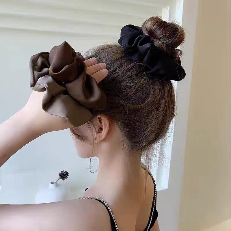 3個入り高級サテンヘアスクランチー、柔らかいシルクのようなニ - Quality Travel Accessories のレビューと価格
