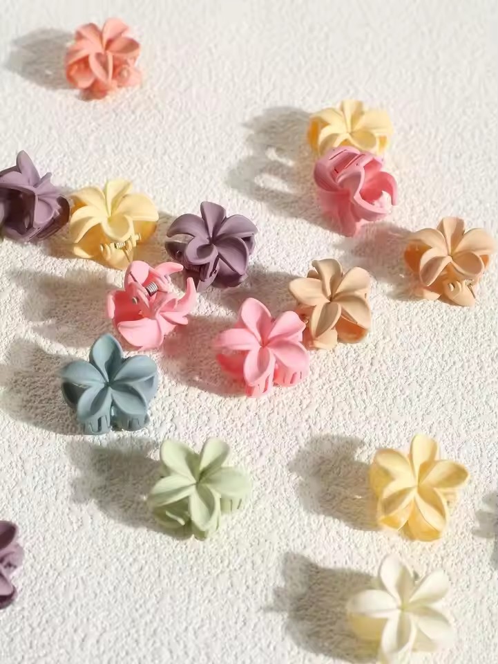 10/15 個 4 センチメートルヘアクロークリップ甘い色混 - Travel Accessories For Girls のレビューと価格