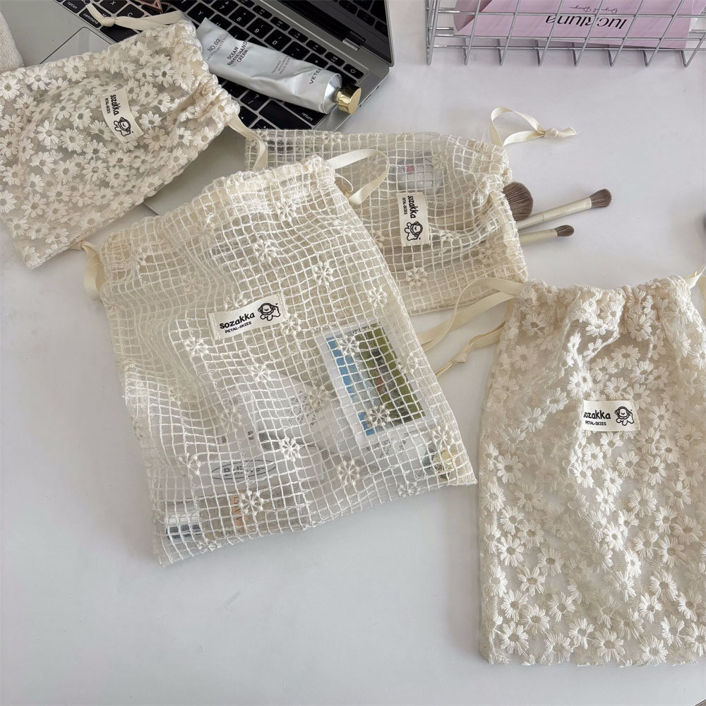 レース刺繍デイジーメッシュ巾着メイクアップバッグ夏旅行用トイ - Travel Accessories And Bags のレビューと価格